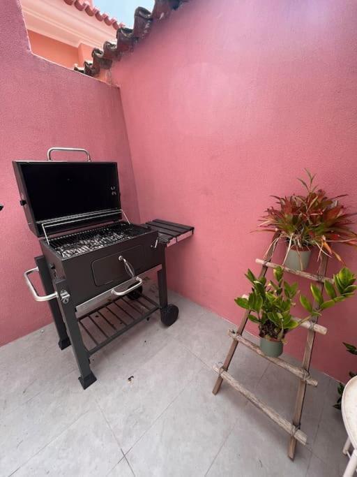 Luxury Artistic Digital Nomad Getaway W/ Terrace Leilighet Lisboa Eksteriør bilde