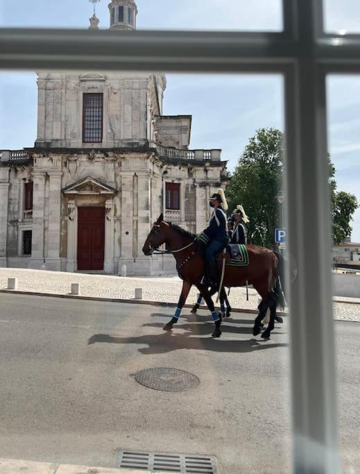 Luxury Artistic Digital Nomad Getaway W/ Terrace Leilighet Lisboa Eksteriør bilde