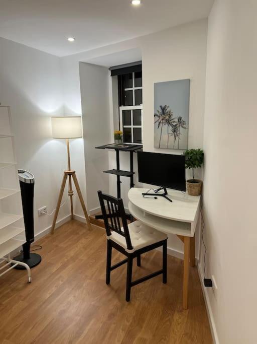 Luxury Artistic Digital Nomad Getaway W/ Terrace Leilighet Lisboa Eksteriør bilde