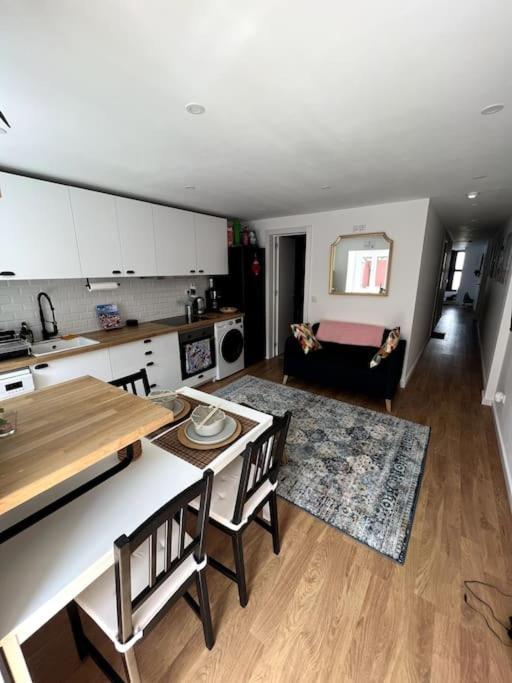 Luxury Artistic Digital Nomad Getaway W/ Terrace Leilighet Lisboa Eksteriør bilde
