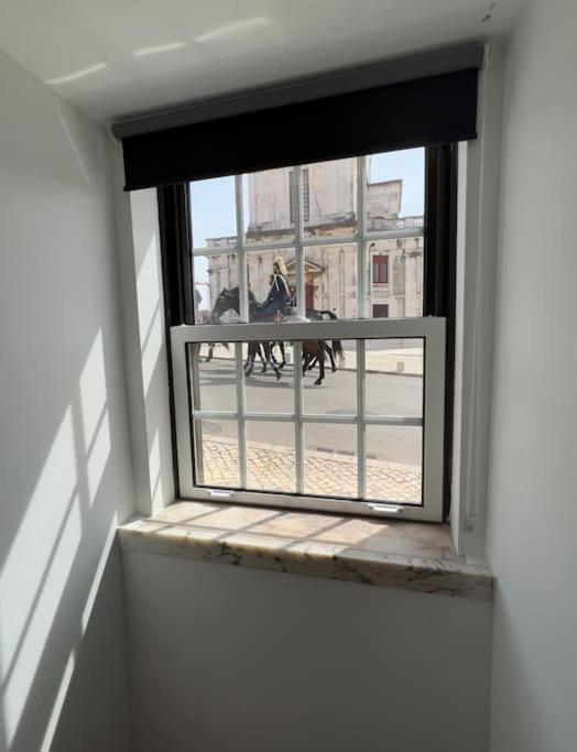 Luxury Artistic Digital Nomad Getaway W/ Terrace Leilighet Lisboa Eksteriør bilde